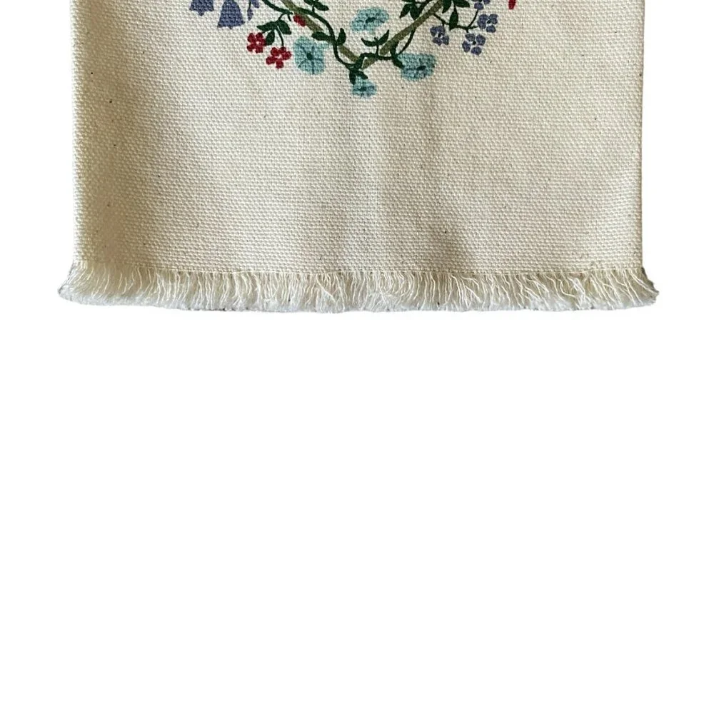 N/A small linen